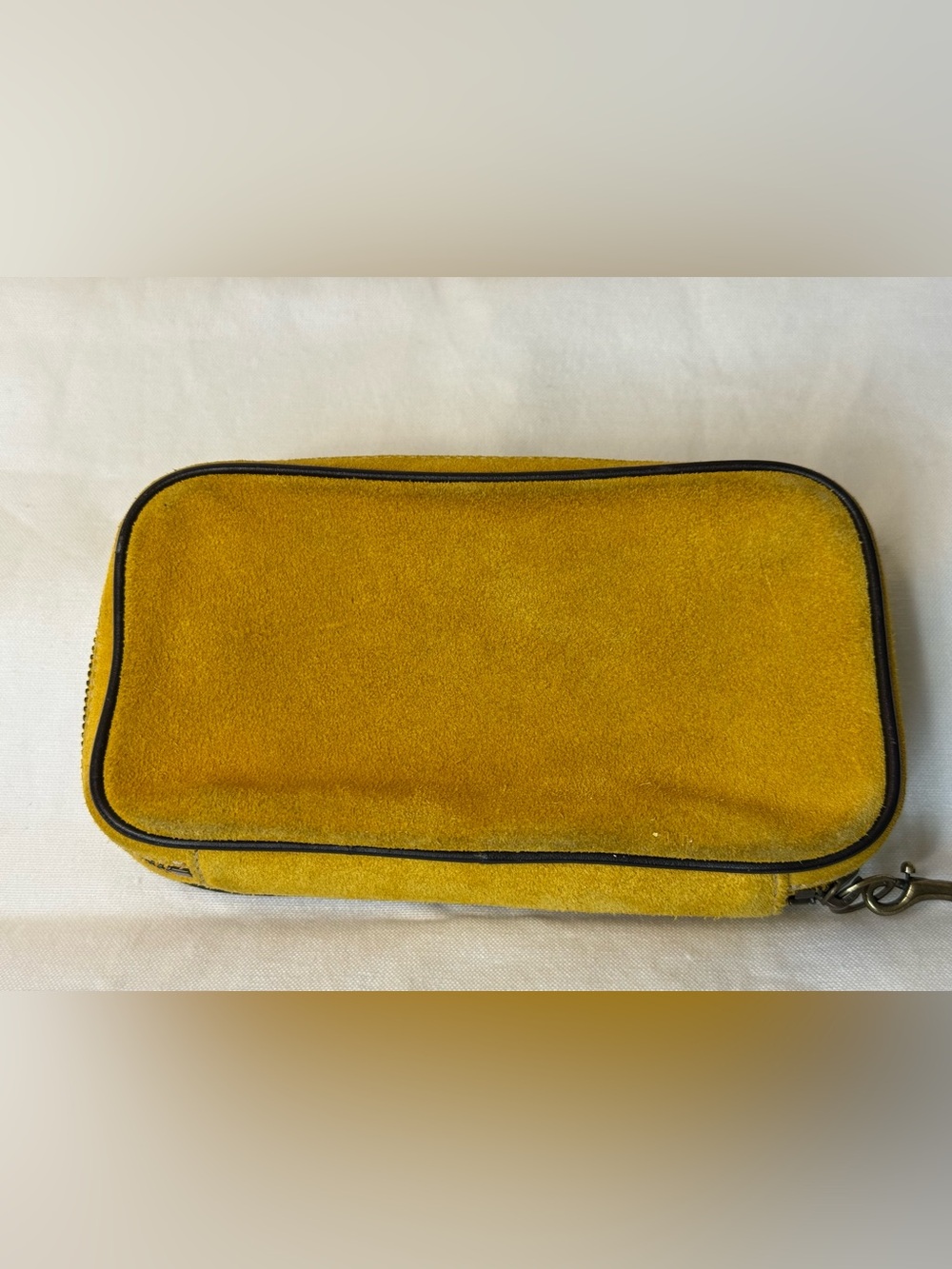 Vintage RARE Coach Gold Suede Jewelry Pouch - Picture 2 of 3